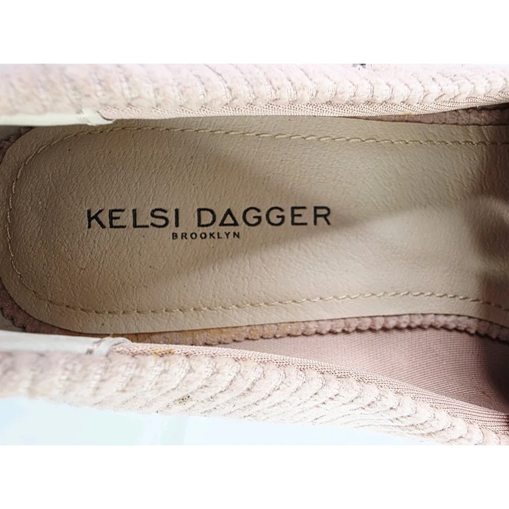 Kelsi Dagger Brooklyn Arbor Corduroy Loafers Dusty Rose Women's Size 9